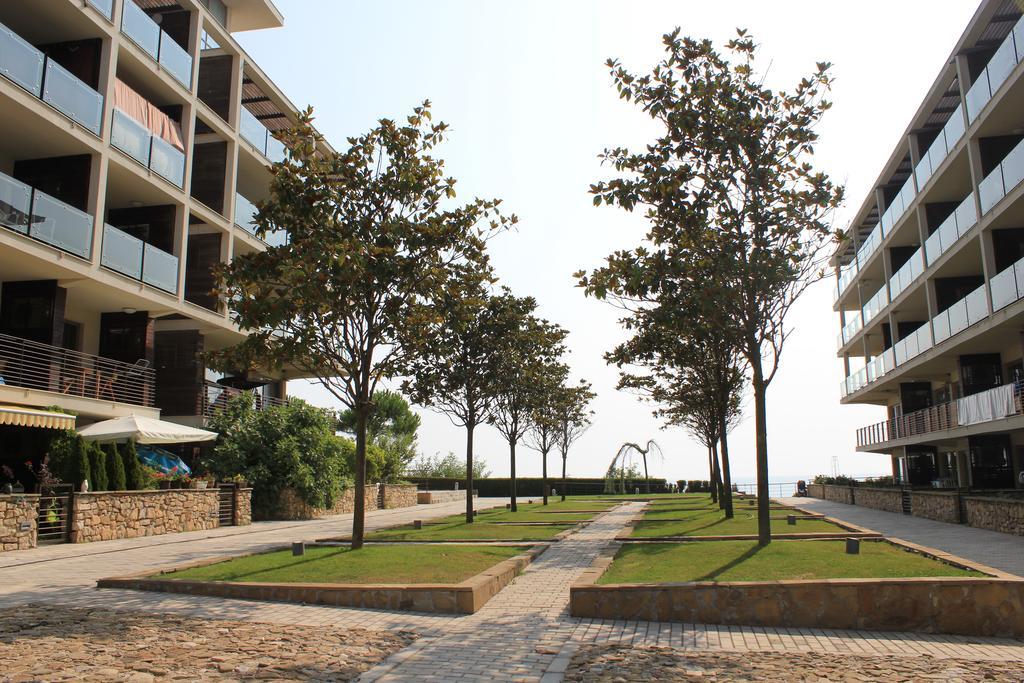 Private Apartments In Yoo Bulgaria Complex 奥布佐尔 外观 照片