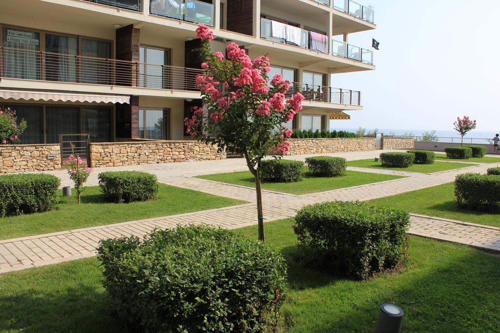 Private Apartments In Yoo Bulgaria Complex 奥布佐尔 外观 照片