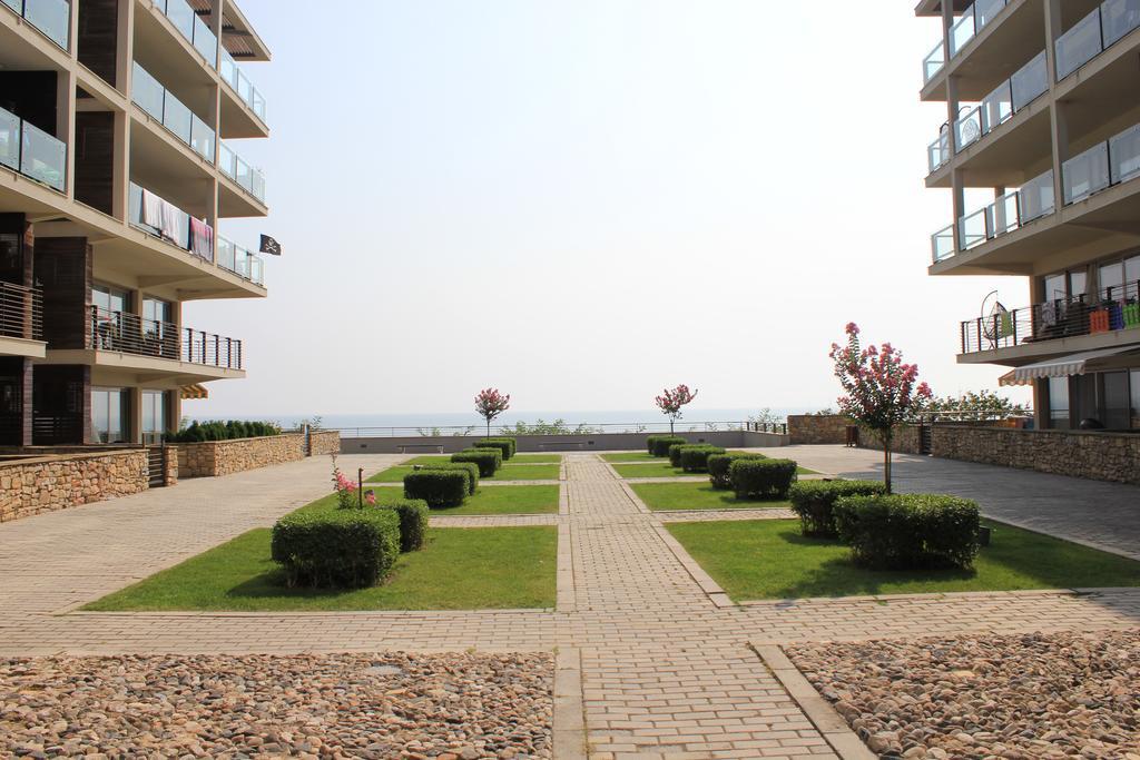 Private Apartments In Yoo Bulgaria Complex 奥布佐尔 外观 照片