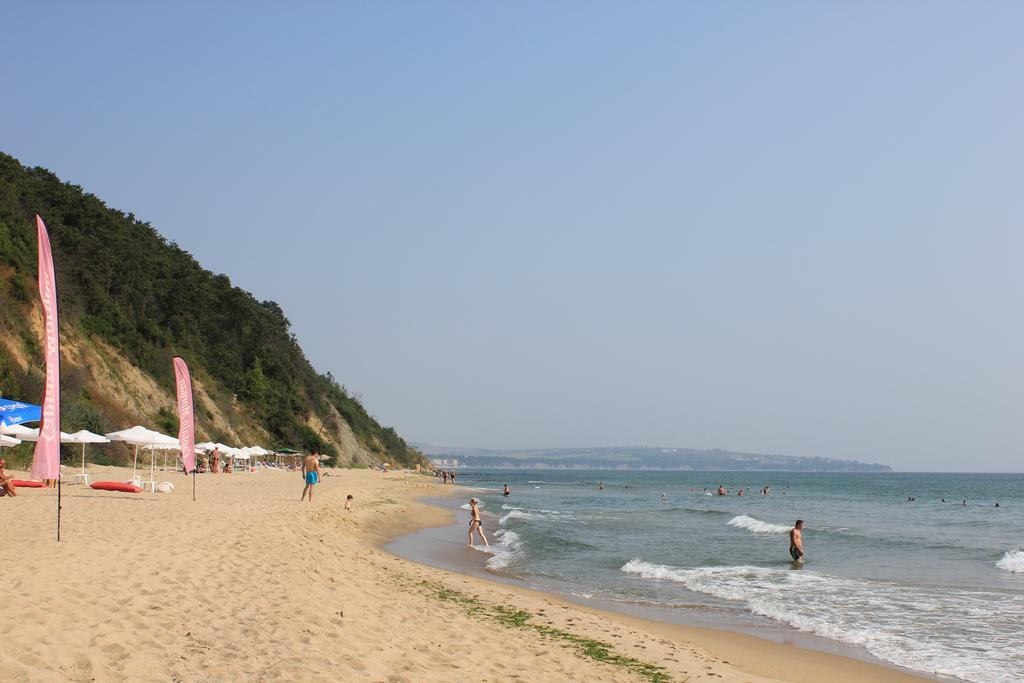 Private Apartments In Yoo Bulgaria Complex 奥布佐尔 外观 照片