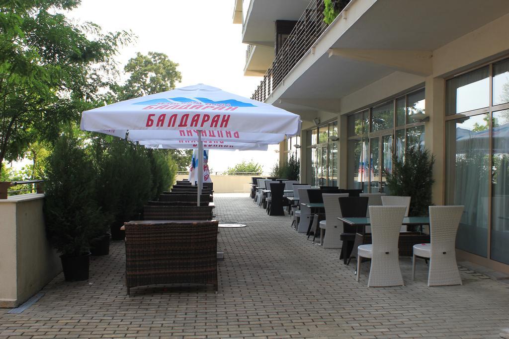 Private Apartments In Yoo Bulgaria Complex 奥布佐尔 外观 照片