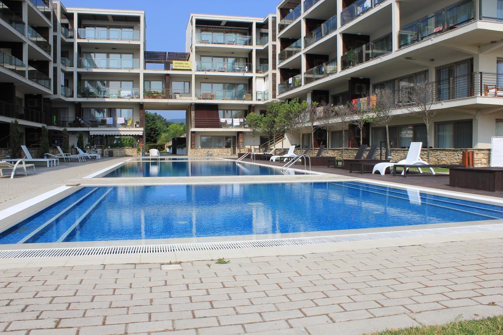Private Apartments In Yoo Bulgaria Complex 奥布佐尔 外观 照片